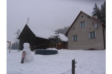 Cehia Chata Horní Bečva, Exteriorul